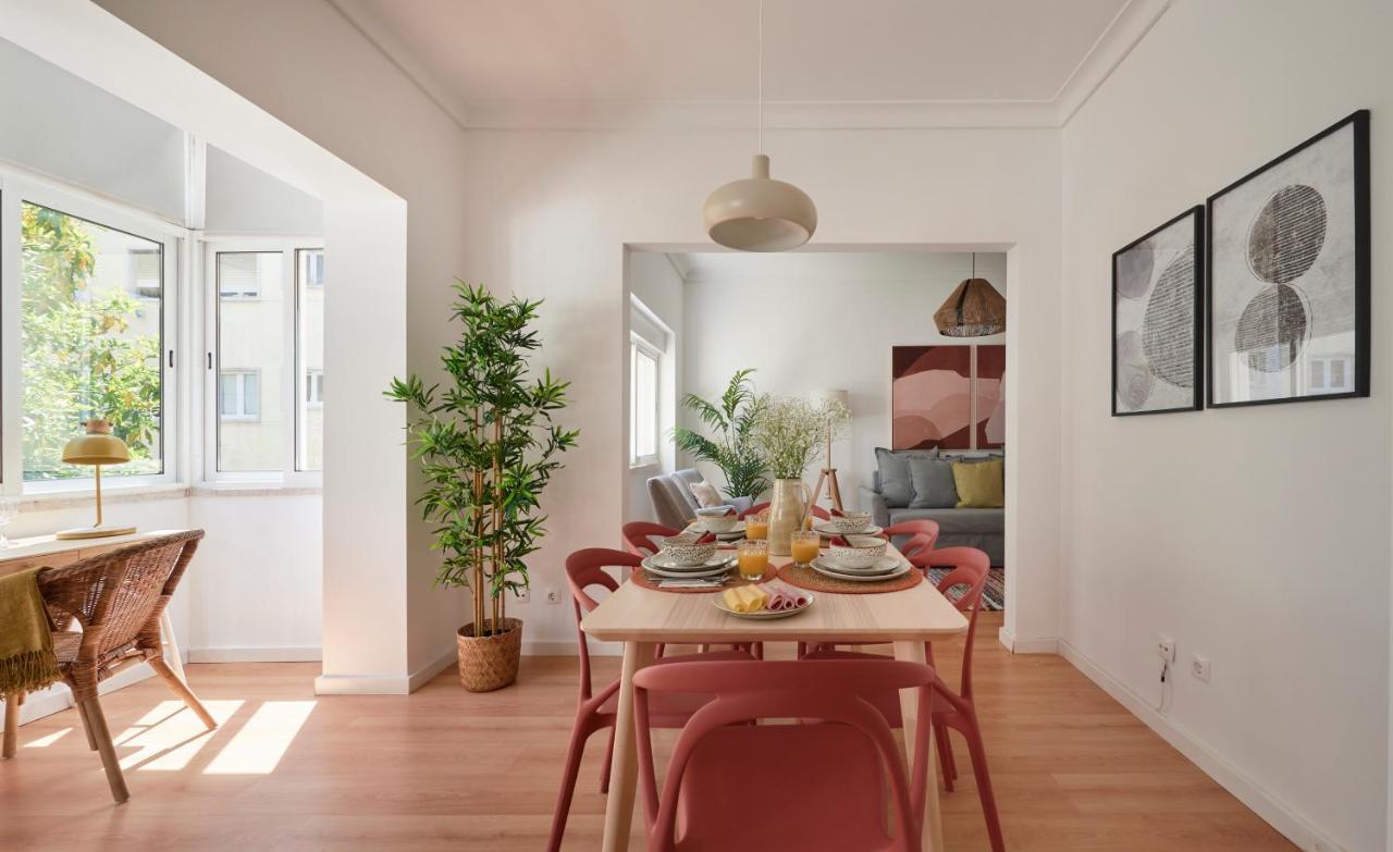 Sunset Balcony Apartment, By Timecooler Appartement Lissabon
