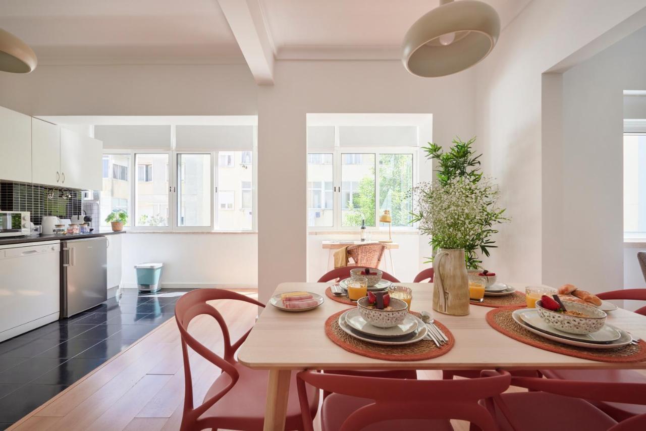 Sunset Balcony Apartment, By Timecooler Appartement Lissabon